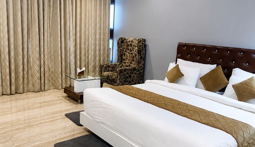 Deluxe Room, City View