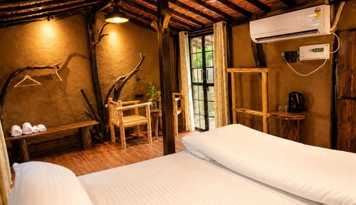 Deluxe Double Room, Garden View