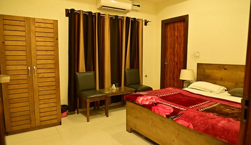 Deluxe Double Room, City View