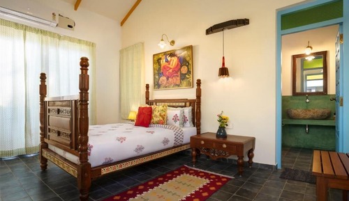 Standard Double Room, Garden View