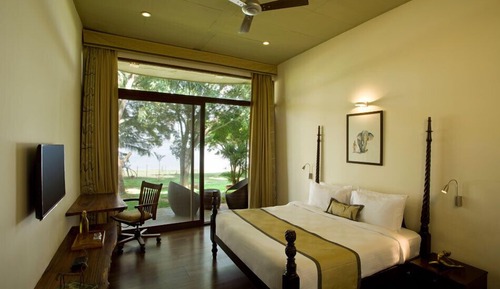 Deluxe Room, Balcony