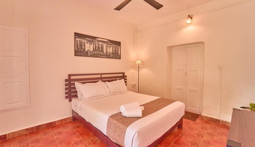 Standard Double Room, Balcony, Garden View