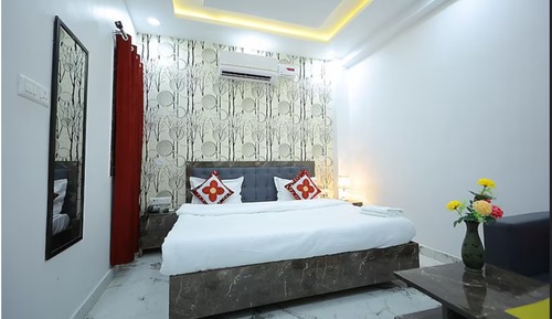 Deluxe Double Room, City View