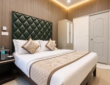 Deluxe Double Room with Balcony