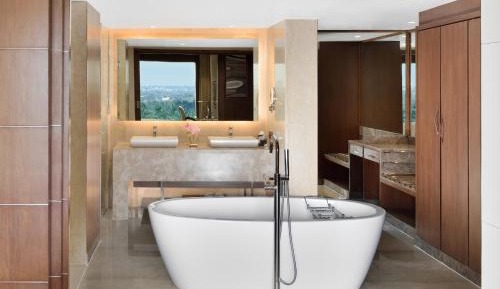 Presidential King Suite - Executive Lounge Access