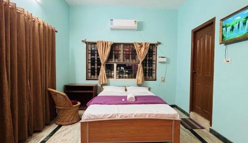 Deluxe Queen Room