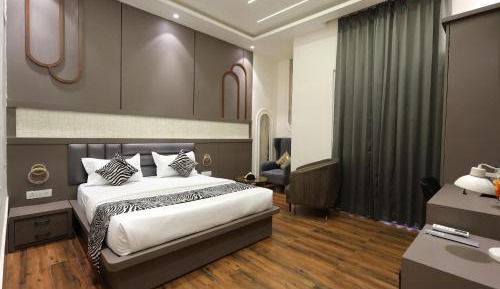Suite with Spa Bath