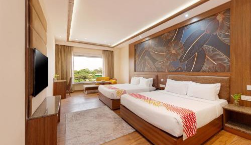 Deluxe King Suite