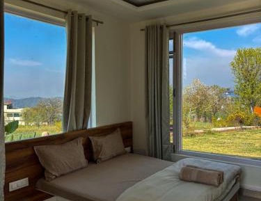 Double Room with Mountain View
