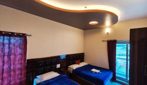 Triple Room with Balcony