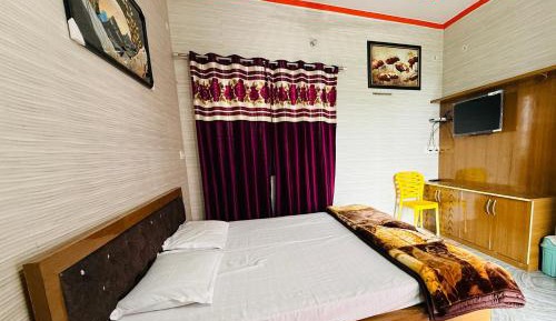 Double Room with Private Bathroom