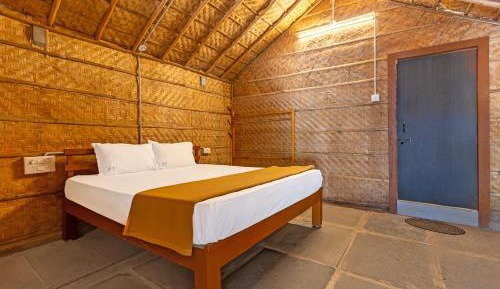 Bamboo Cottage Room