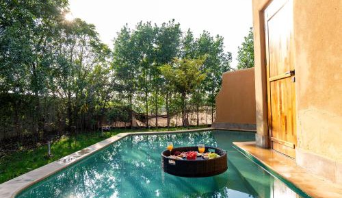 Suite with Private Pool