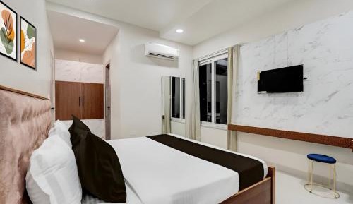 Large Single Room