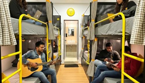Bed in 8-Bed Mixed Dormitory Room