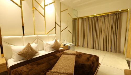 Superior Suite
