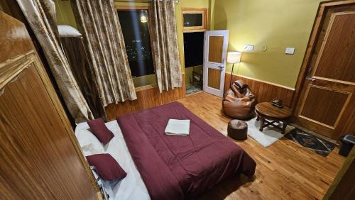 King Room with Mountain View