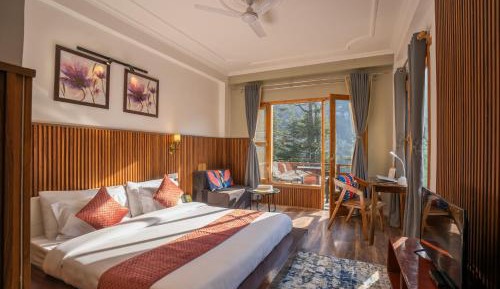 King Room with Balcony