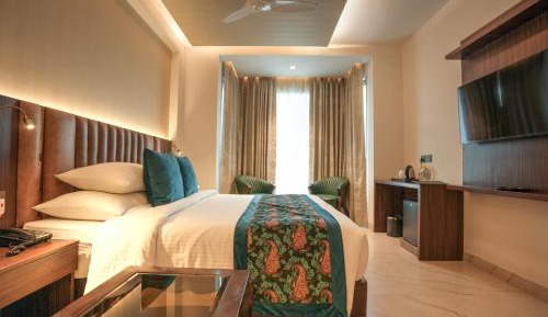 Superior Double or Twin Room with City View
