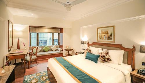 Executive Double Room - - Enjoy Complimentary Hi-Tea, Tea or Coffee Timing - 5-6 pm