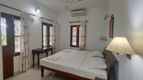 Standard Double or Twin Room with Garden View