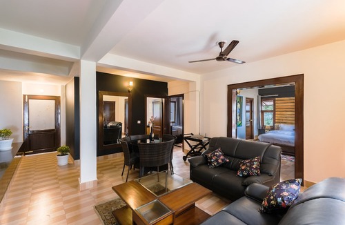 The Mall Road Cottage | The Junglee Bakri