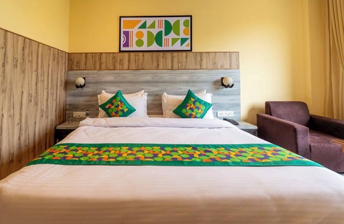 Sarnath Hotel | Treebo Little Budhha