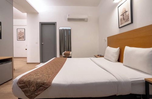 Sector 15 Bed & Breakfast | Enkay Residency Sector 15