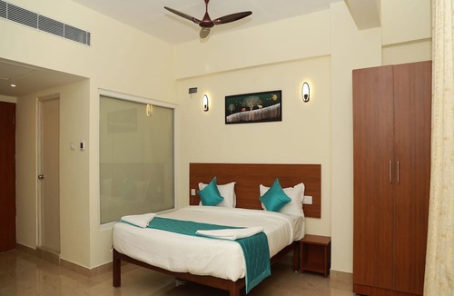 Oragadam Hotel | Royal Chola