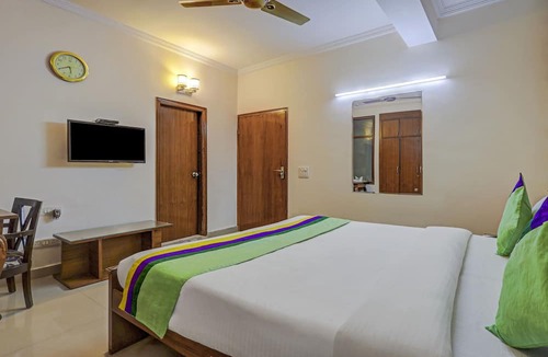 Noida Hotel | Treebo Primeone