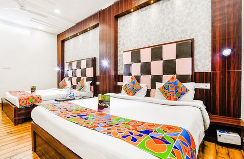 Charbagh Hotel | Fabhotel Metro View