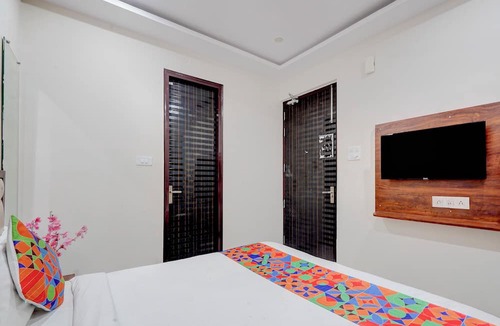Kalyanpur Hotel | FabHotel Metro Inn