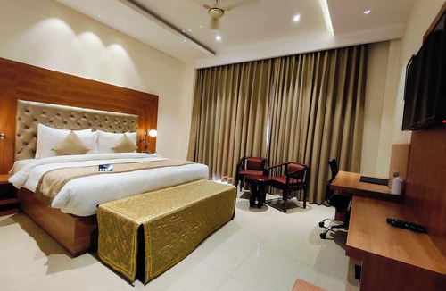 Sitapur Resort | Mayur Hotel & Resort