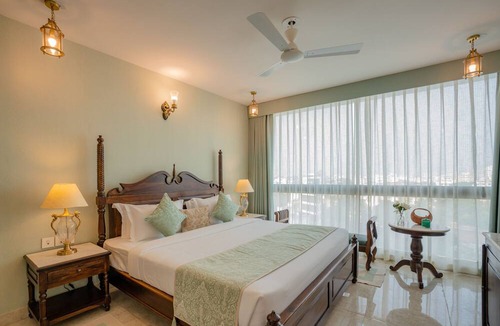 Lalkothi Hotel | 35 Sahakar Suites