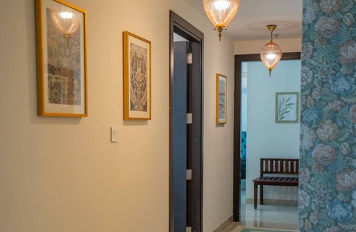 Lalkothi Hotel | 35 Sahakar Suites
