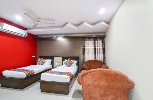 Lakdi Ka Pul Hotel | Fabhotel Royal Residency Ii