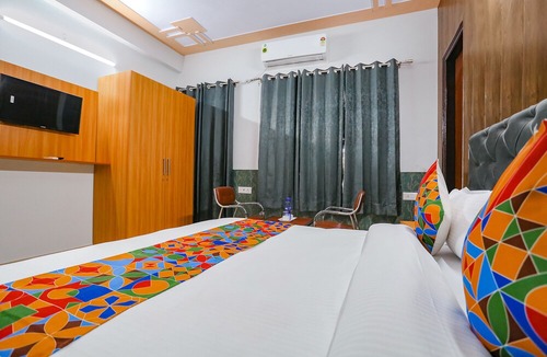 IMT Manesar Hotel | Fabhotel Next Home Prime