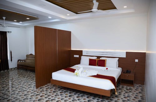 Takkalai Hotel | Delano Residency