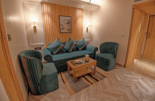 Dalhousie Hotel | Presidium Sarovar Premiere Dalhousie