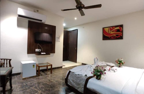 Marhi Hotel | Hotel Badrika Inn