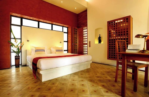 Kumbalam Villa | Baymaas Lake house