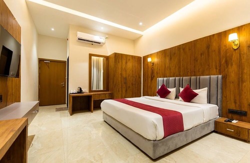 Ujjain Hotel | Gaurison Hotel&Resort