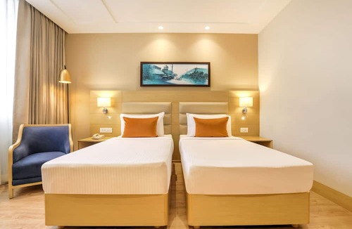 Aligarh Hotel | Lemon Tree Hotel Aligarh
