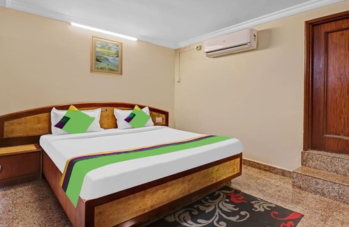 Belagavi Hotel | Treebo Surya Yatri Niwas