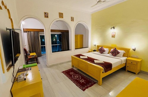 Khajuraho Hotel | Hotel Isabel Palace