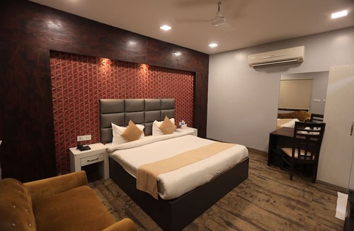 Kanpur Hotel | Hotel Mandakini Royale