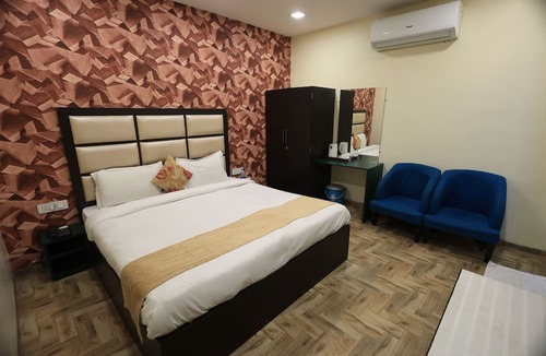 Kanpur Hotel | Hotel Mandakini Royale
