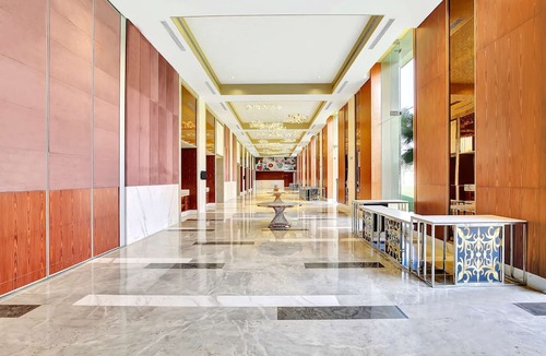 Mohali Hotel | Radisson Red Chandigarh Mohali