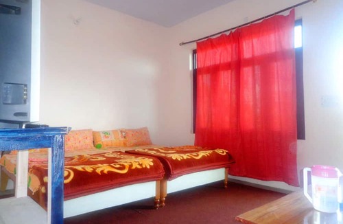 Kausani Hotel | Goroomgo Snow View Guest House Kausani