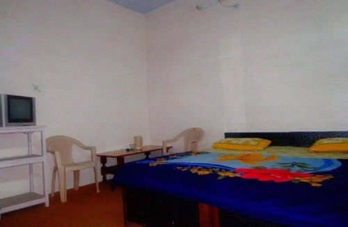 Kausani Hotel | Goroomgo Snow View Guest House Kausani